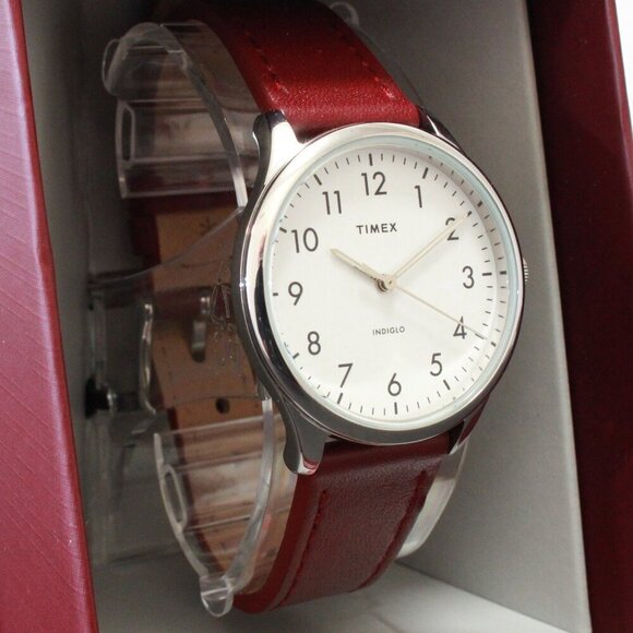 Times Ladies Easy Reader Quartz Watch Burgundy Strap 32mm - Picture 2 of 12